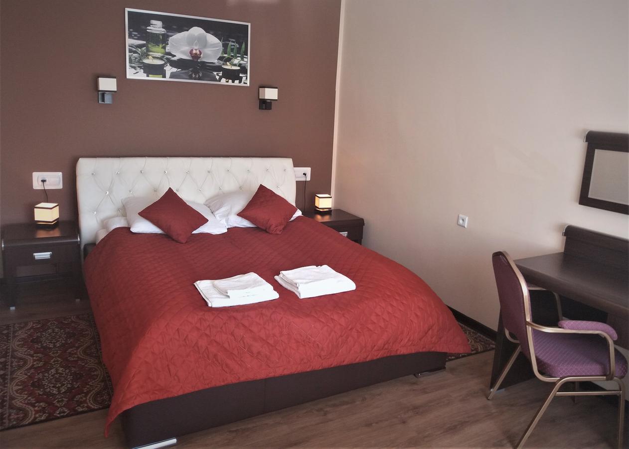 Hotel Skarpa Сейны Экстерьер фото